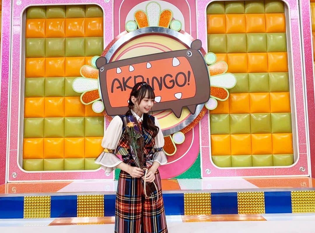 大盛真歩さんのインスタグラム写真 - (大盛真歩Instagram)「🌹 . . . #akbingo 最後の収録の時に撮っていただいた写真です！ 今でも録画したやつ見返したりしてるんだ～🥺🤍 . AKBINGO! さんで初めて知ったよ〜って方が沢山いらっしゃって本当に出演させていただけたことが有難かったなと思いました( >_< )！ . . . #いい写真 #akb48 #instadaily #思い出 #過去pic #instagood」2月16日 23時05分 - maho_usagi