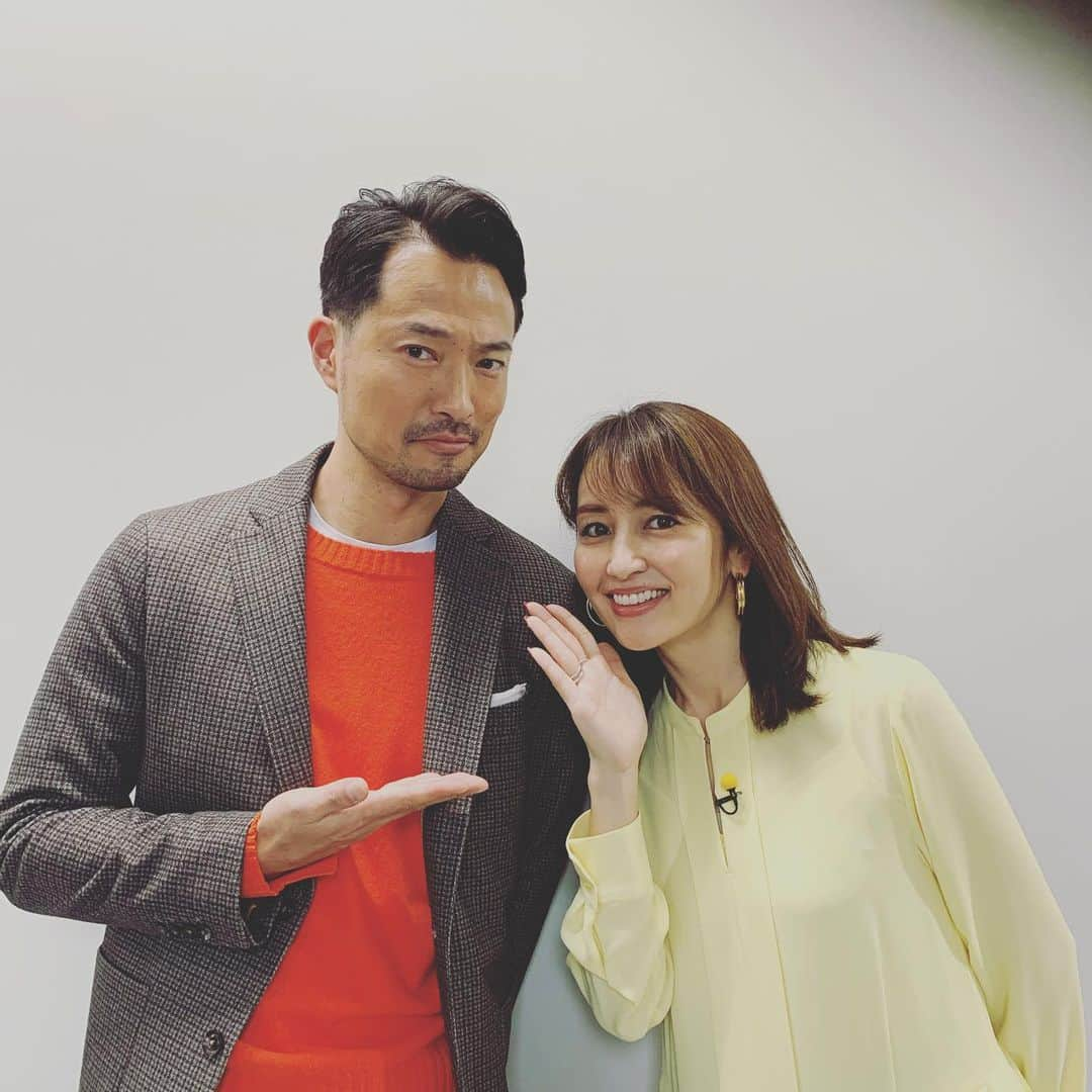 前川泰之さんのインスタグラム写真 - (前川泰之Instagram)「明日2/17よる７時からTBSでオンエアの『人生イロイロ超会議』の収録で久しぶりに矢田亜希子ちゃんに会いました！僕の俳優デビュー時を知っている、役者として大先輩なので未だに頭上がりませんが😅、相変わらず今もキラキラと素敵でした✨　またお芝居で会えるといいなぁ。では、明日のオンエアもお楽しみに^_^ 是非ご覧ください！！ #人生イロイロ超会議　#矢田亜希子さん　#TBS」2月16日 23時24分 - maekawa_yasuyuki_official