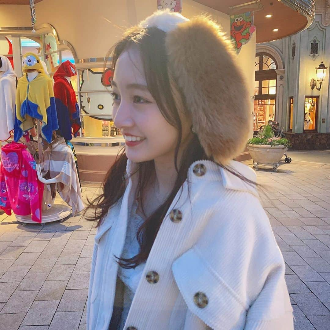 山本彩加さんのインスタグラム写真 - (山本彩加Instagram)「﻿ ﻿ ﻿ ﻿ 先日、USJに遊びに行ってました🎠🎡🎢﻿ ﻿ ﻿ ﻿ ﻿ ﻿ チュリトスとかケーキとかもういーーーーっぱい食べすぎた♡♡ めっちゃ美味しくて最高だったけどね🙃❤️﻿ ﻿ ﻿ 乗り物というより、今回はグルメを堪能してました🍽 幸せです♥﻿ ﻿ ﻿ ﻿ ﻿ ﻿ #usj #ユニバ #ユニ春 #photo」2月16日 23時48分 - ayaka48_yanyan