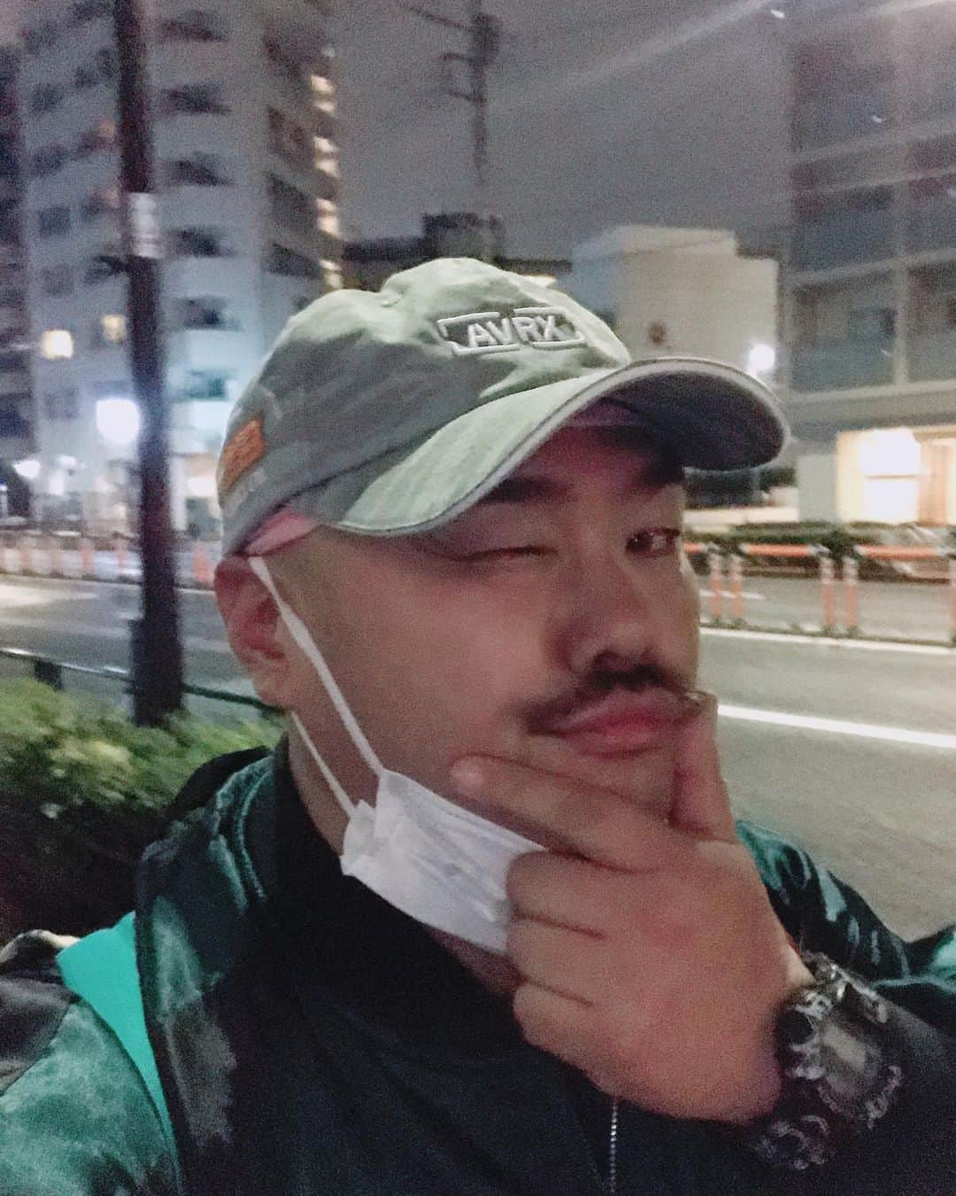 クロちゃんさんのインスタグラム写真 - (クロちゃんInstagram)「夜中のパトロールだしん。 怖いけどみんなの平和の為に頑張るしん！」2月17日 0時33分 - kurochandesuwawa