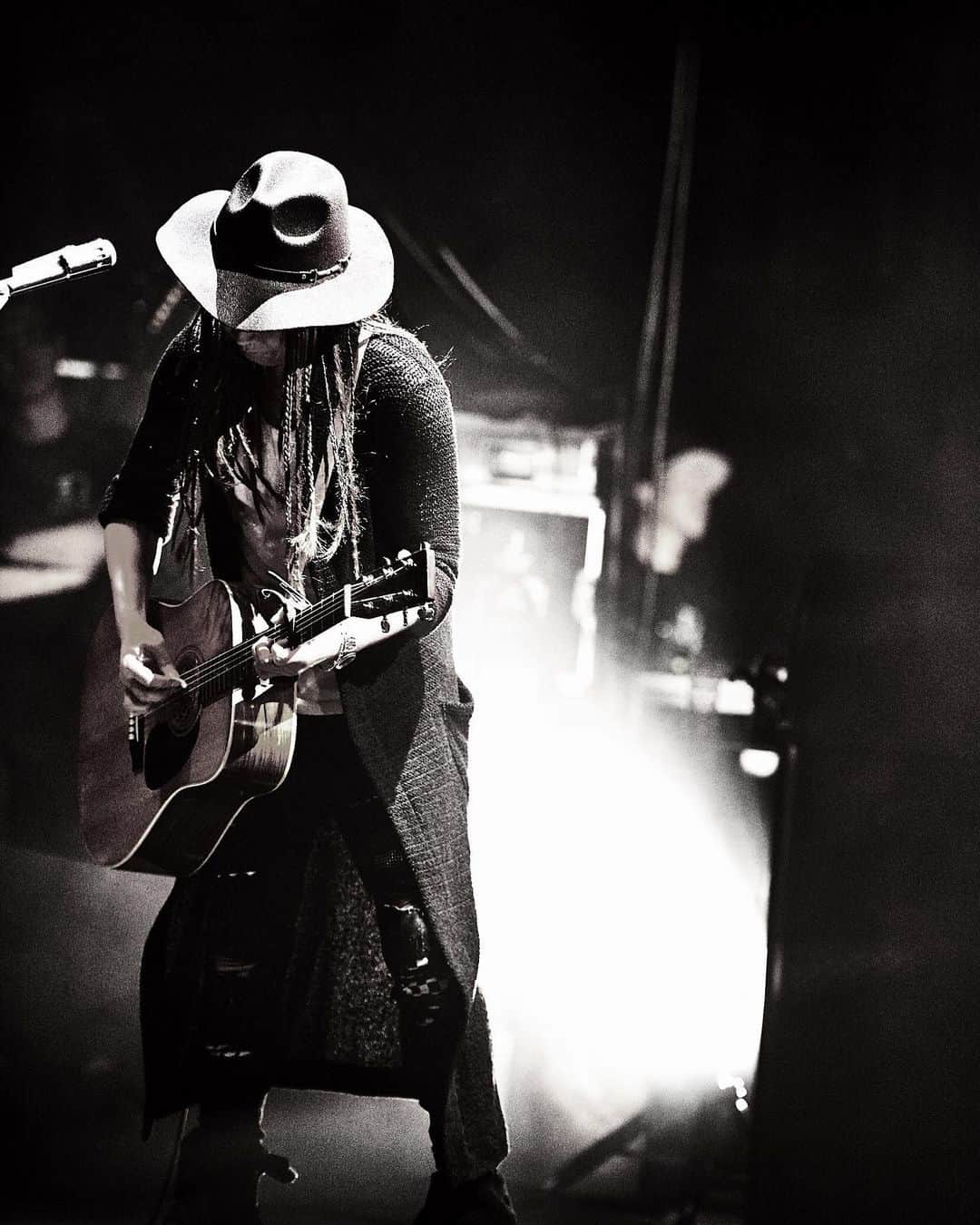 INORANさんのインスタグラム写真 - (INORANInstagram)「so tender... #LUNASEA TOUR2020 #crosstheuniverse #30th #anniversary  #INORAN #lastdanceinhometown #hopeloveandpeace  Photo taken by Keiko TANABE」2月17日 0時34分 - inoran_official