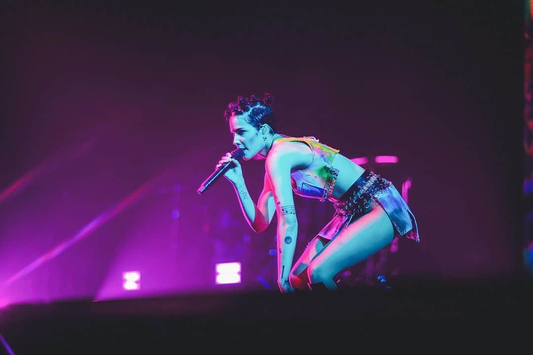 Halseyのインスタグラム：「Amsterdam 🔮 @yasi」