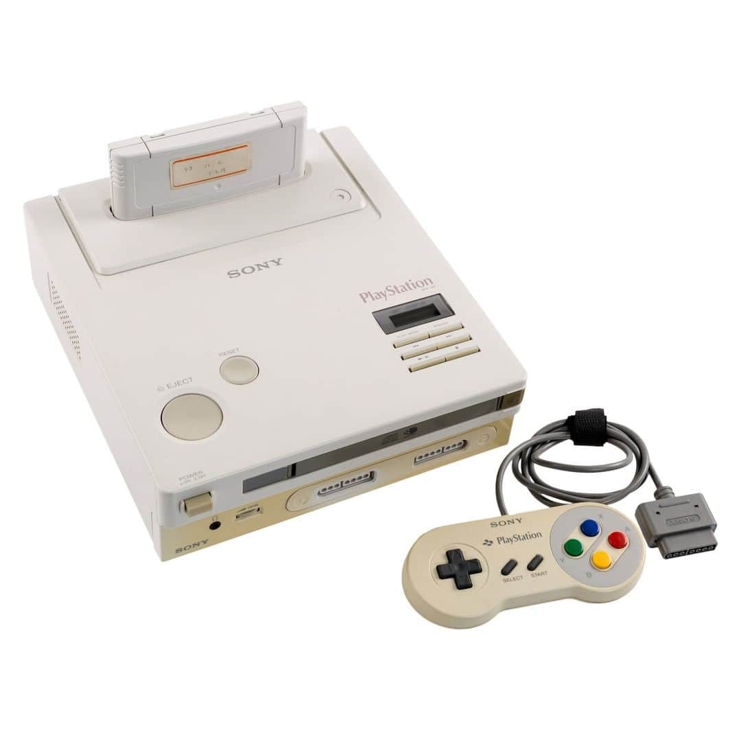 HYPEBEASTさんのインスタグラム写真 - (HYPEBEASTInstagram)「@hypebeastgaming: An ultra-rare 1992 @nintendo PlayStation NES CD-ROM prototype is up for sale at @heritageauctions for $310,000 USD. The console is co-branded and comes equipped with both a Super Famicom cartridge reader and a CD-ROM drive. Only 200 unites were created, many of which were destroyed, making this one of the rarest pieces of gaming history in existence. Head to the link in our bio to learn more.⁠ Photo: Heritage Auctions」2月17日 1時01分 - hypebeast