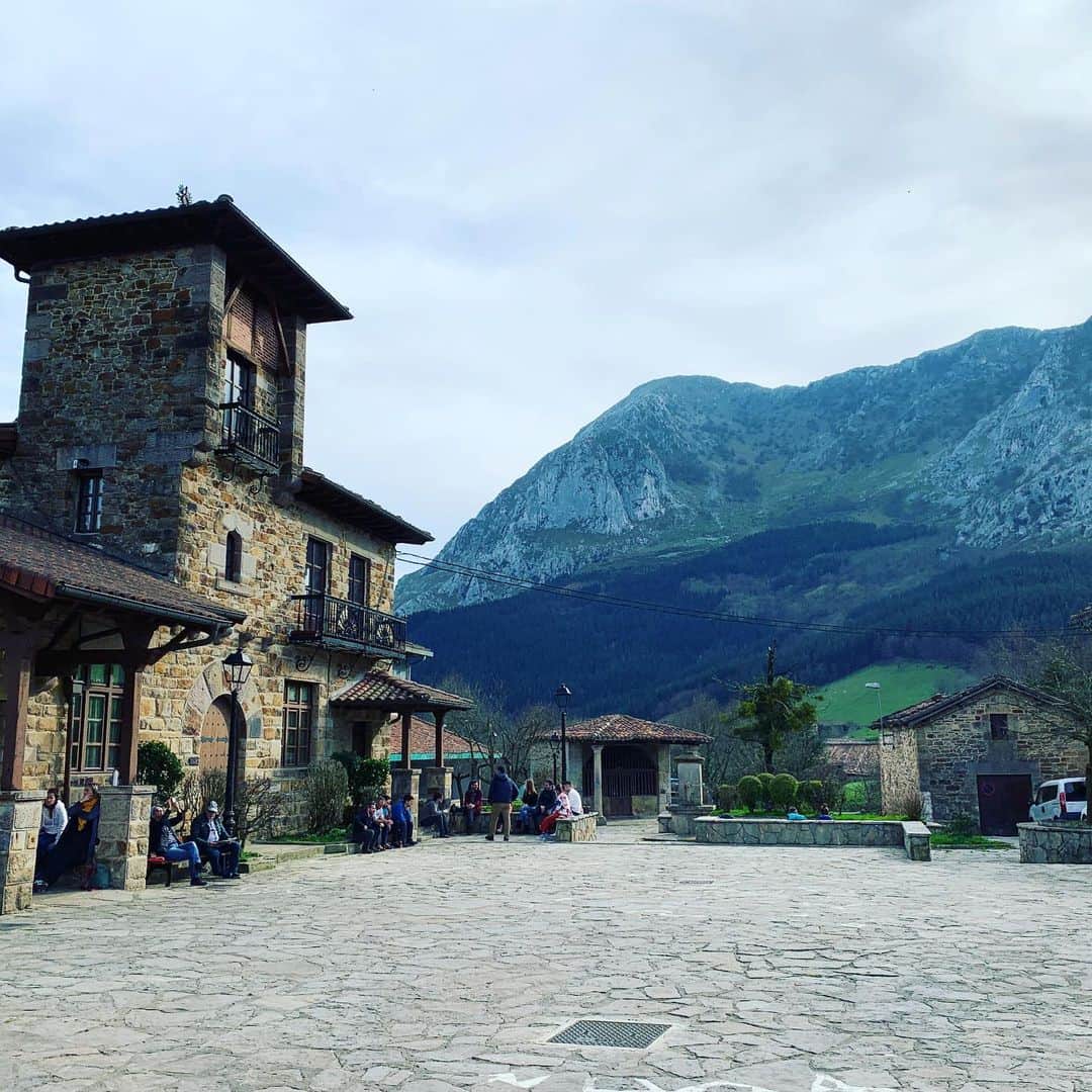 岡崎慎司のインスタグラム：「Asador Etxebarri 😍😍」