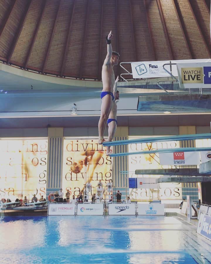 デービッド・ボウディアのインスタグラム：「Walking away from Madrid with a 🥈 in our first international competition together and a lot of takeaways to gear up for World Cup in Tokyo in April! Next Competition 👉 Montreal T-9 days for the @fina1908 World Series」