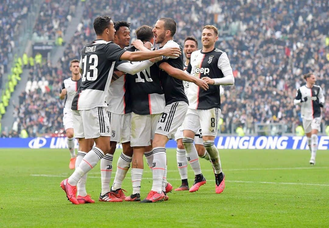 ロドリゴ・ベンタンクールさんのインスタグラム写真 - (ロドリゴ・ベンタンクールInstagram)「+3 ⚪⚫ Job done ✔ #JuveBrescia #FinoAllaFine #ForzaJuve @juventus」2月17日 2時02分 - rodrigo_bentancur