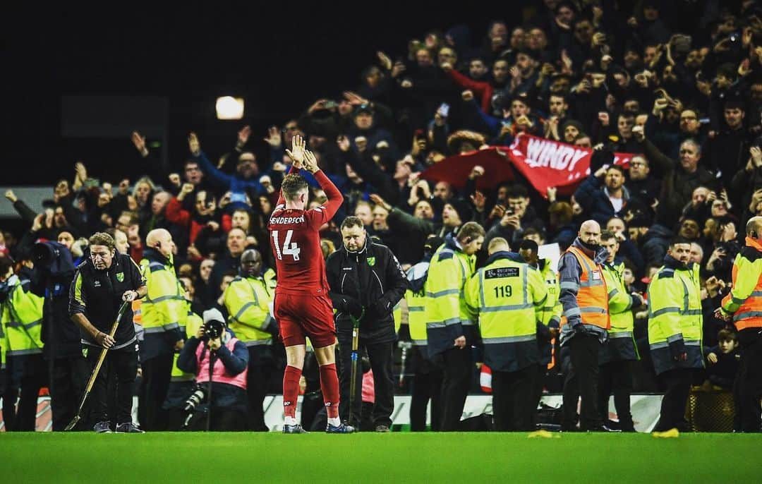 リヴァプールFCさんのインスタグラム写真 - (リヴァプールFCInstagram)「Good to be back 🙌🙌🙌 #LFC #LiverpoolFC #Liverpool #PremierLeague」2月17日 2時19分 - liverpoolfc