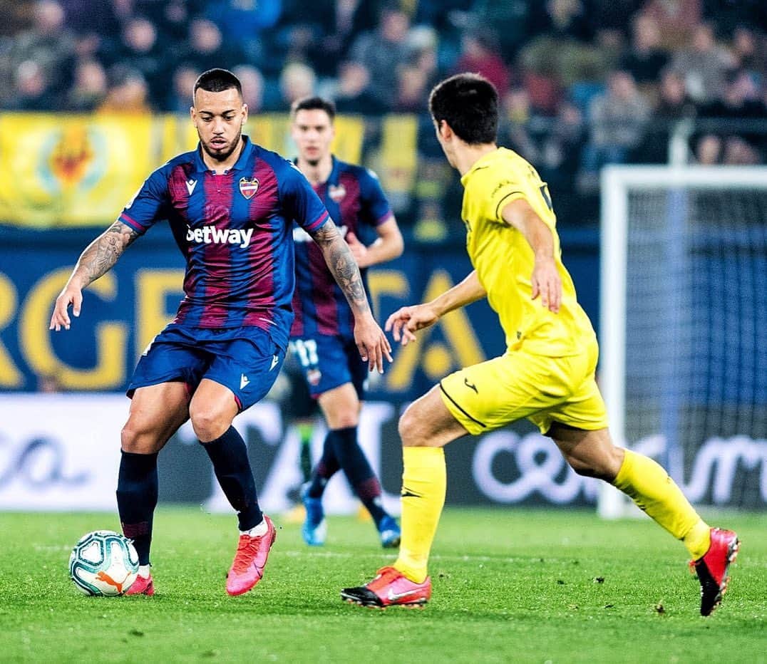 ルベン・ヴェソのインスタグラム：「No nos queda otra que seguir trabajando! Pensando ya en el partido de Sábado」