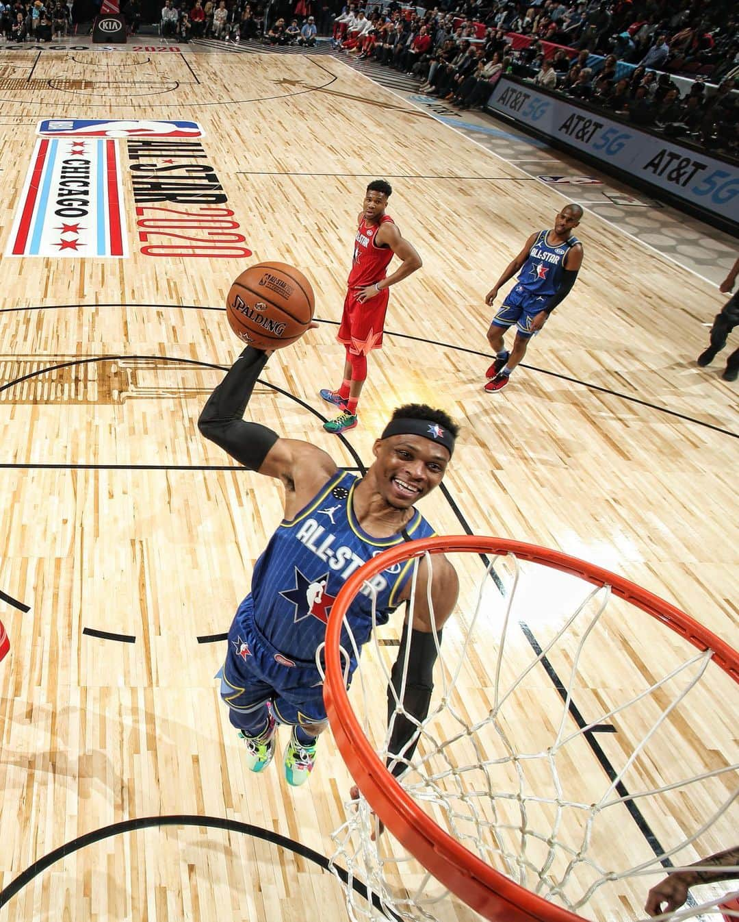 ヒューストン・ロケッツさんのインスタグラム写真 - (ヒューストン・ロケッツInstagram)「Russ running the floor! #NBAAllStar 🔥」2月17日 12時59分 - houstonrockets