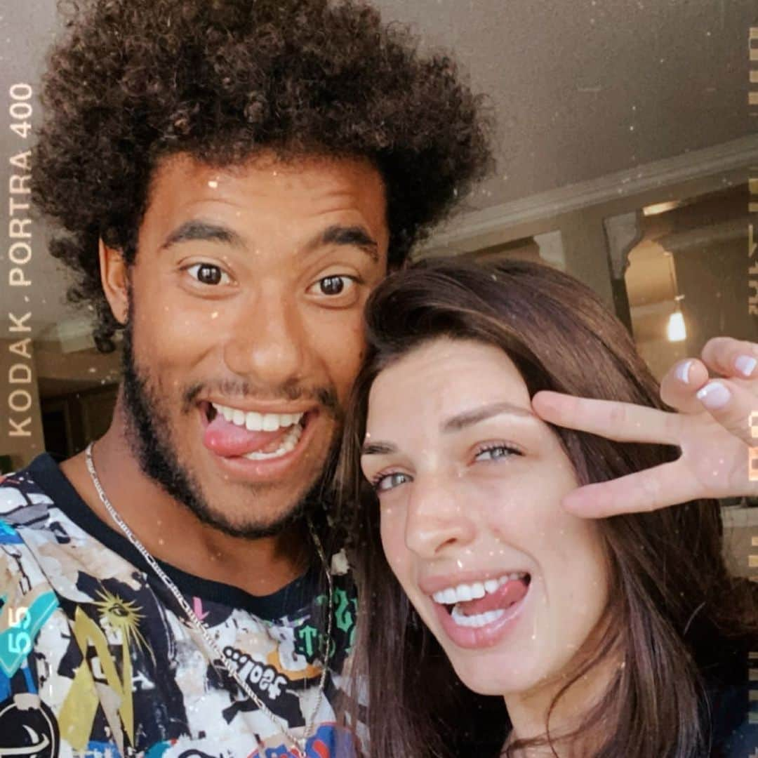 マッケンジー・ダーンさんのインスタグラム写真 - (マッケンジー・ダーンInstagram)「Sunday with my family 🖤🙏🏼」2月17日 5時56分 - mackenziedern