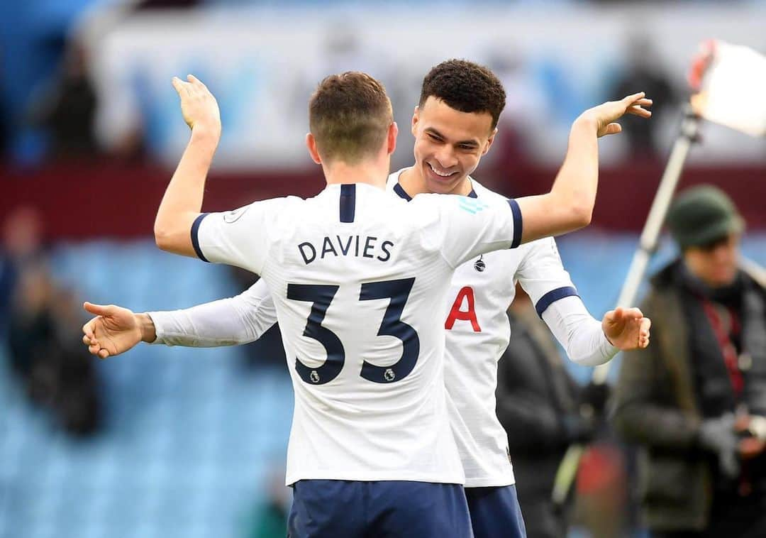 ベン・デイヴィスのインスタグラム：「Feels amazing to be back out there. Last minute wins are always special! #COYS」