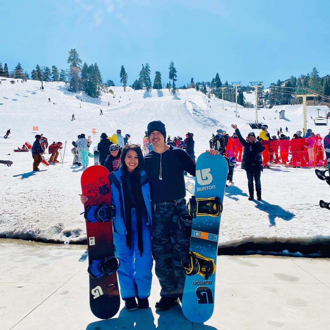 Jada Lalita Patipaksiriのインスタグラム：「hands down the BEST snow trip ever!!! Cheers to lovers and lifelong friendships❤️❄️🥂🏂」