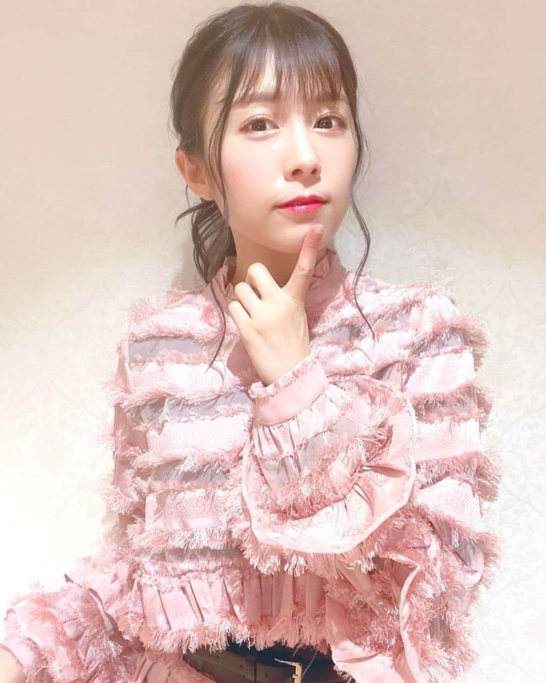 のインスタグラム：「「身体は、365日24時間の食事・休息・運動の結果である」って言葉をみて、もっともっと運動したいってなった結果、ものすごく筋肉痛なのだけど、この痛み嫌いじゃない。 . #筋トレ #パーソナルトレーニング #運動 #筋肉痛 #全身 #久しぶりなこの感じ #気持ちいい #身体作り」