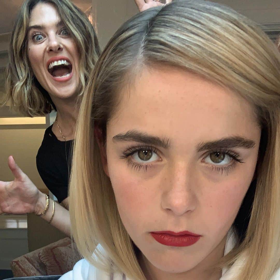 キーナン・シプカのインスタグラム：「back 2 blonde soon... also I miss @streicherhair and I LOVE a red lip」