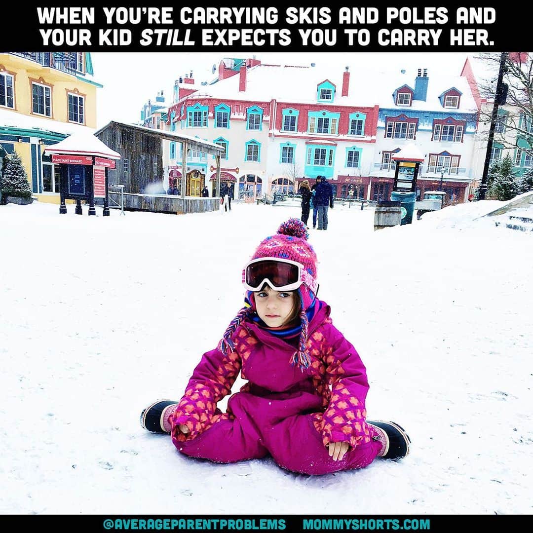 Average Parent Problemsさんのインスタグラム写真 - (Average Parent ProblemsInstagram)「Anyone currently on a ski vacation with their kids? Anyone considering it??? I’ve been skiing with my kids for the past seven years and although the beginning is a lot of work, we’ve recently hit that sweet spot where we can all ski together as a family and it was all SO WORTH IT. They even carry their own gear now! I wrote a post about how I got my kids into skiing, what gear we use, choosing the right ski resort, how to make it more economical, etc. A lot of my insights are thanks to my husband, who is the king of logistics and creating travel plans that put as little stress on the kids as possible (happy kids = happy parents). Link in bio!」2月17日 10時57分 - averageparentproblems