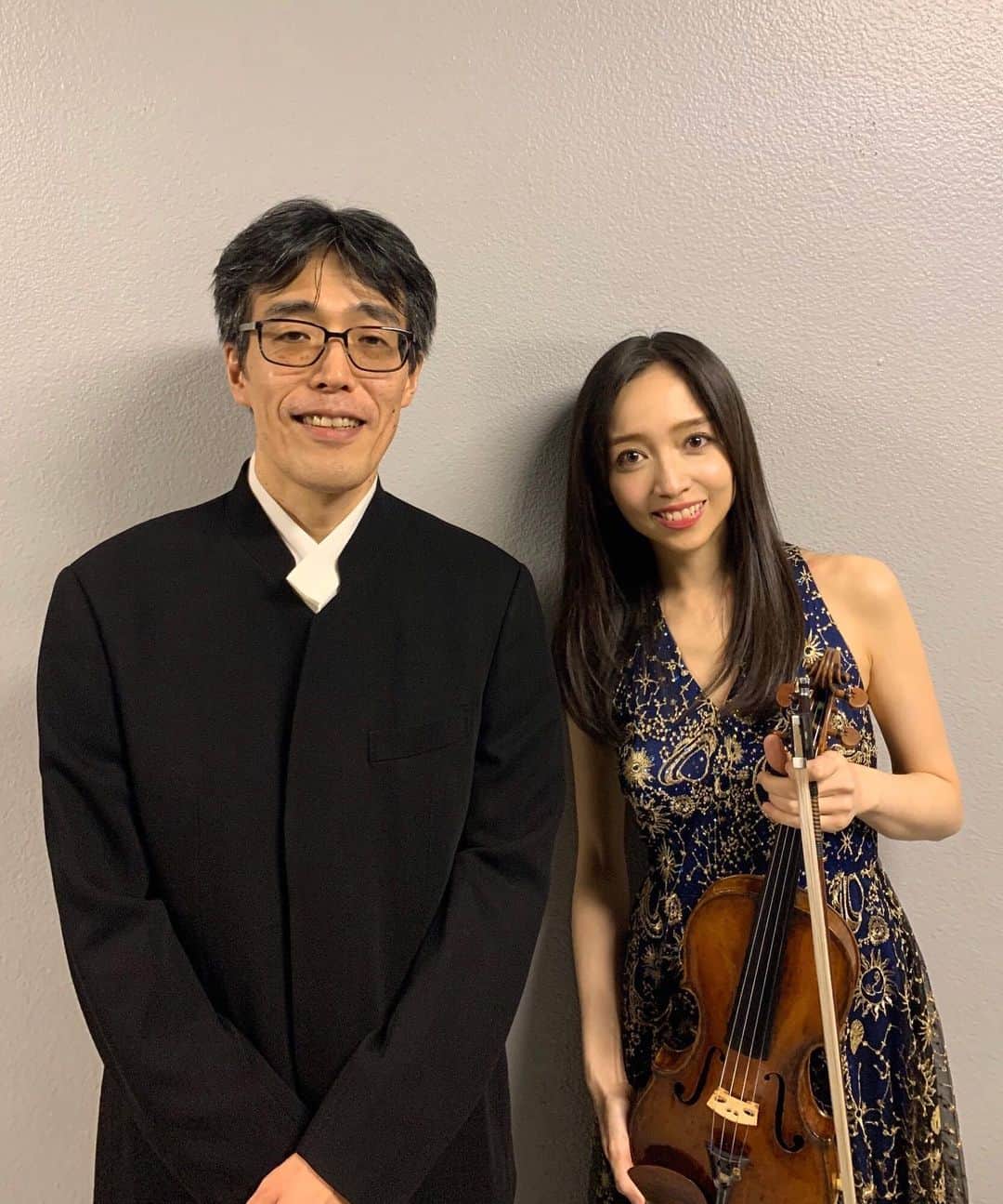 宮本笑里さんのインスタグラム写真 - (宮本笑里Instagram)「‪#川越市やまぶき会館ホール‬ ‪満席のお客様。お越し下さいまして‬ ‪本当にありがとうございました！！‬ ‪浦壁信二様の神業いっぱいの演奏とご一緒させていただき、皆様と過ごせた時間、‬ ‪とてもとても楽しかったです。‬ ‪次は東京ドーム。がんばります。‬ ‪お菓子も美味しかった☺️‬ #violin」2月17日 11時06分 - emirimiyamoto