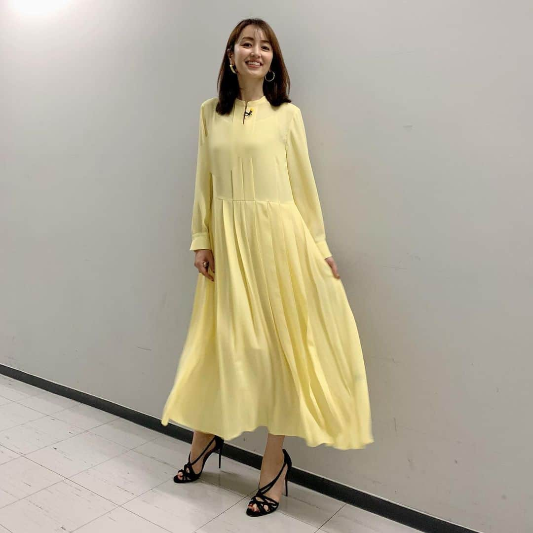 矢田亜希子さんのインスタグラム写真 - (矢田亜希子Instagram)「今日の人生イロイロ超会議の衣装は黄色いワンピースでした。 今日は収録後に事務所の社長とスタッフとの会食‼︎ #告知忘れてすみません#人生イロイロ超会議#barneysnewyork #今日も焼肉#連日焼肉#叙々苑」2月17日 23時33分 - akiko_yada