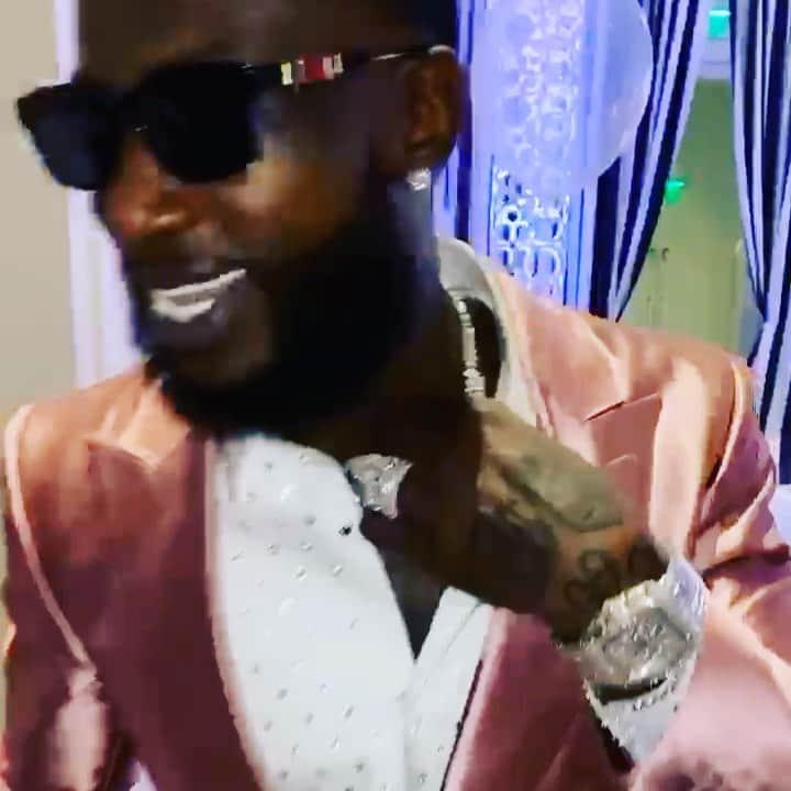 グッチ・メインのインスタグラム：「My CHAIN! 🥶💎🤦🏿‍♂️ #SoIcyCeo」