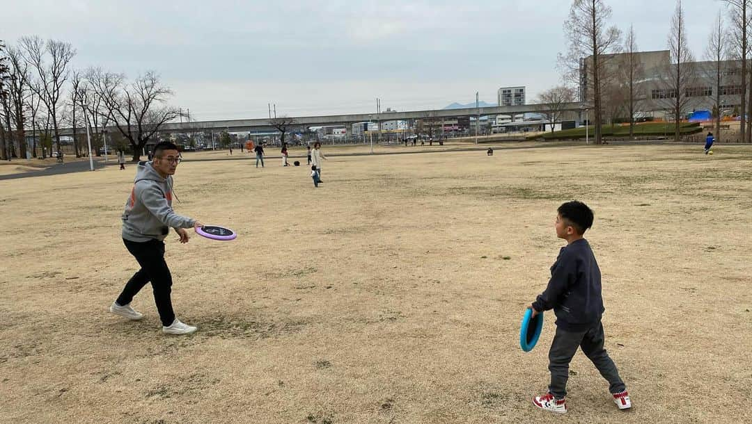 大友愛さんのインスタグラム写真 - (大友愛Instagram)「ニューアイテム🏸  楽しかったねー👦🏻💕 @shin_life0617  @hiroyuki_akimoto_1.31  #週末 #心之介」2月17日 14時42分 - ai_dayooon