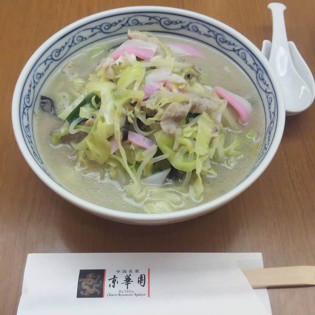 どさけんさんのインスタグラム写真 - (どさけんInstagram)「長崎でちゃんぽんを食べました。  リンガーハットの凄さを再確認！」2月17日 15時44分 - dosaken101