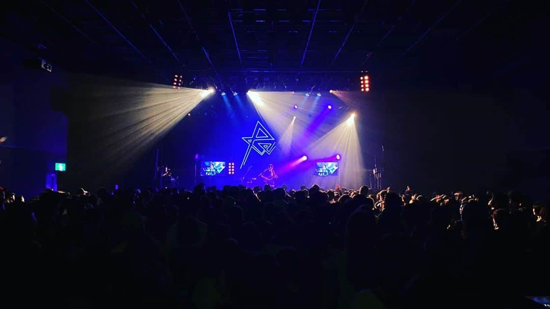 ReNさんのインスタグラム写真 - (ReNInstagram)「“Osaka BIGCAT” HURRICANETOUR DAY 6  12/Feb/2020 @satoshi_kawataki」2月17日 17時18分 - renstar.gram