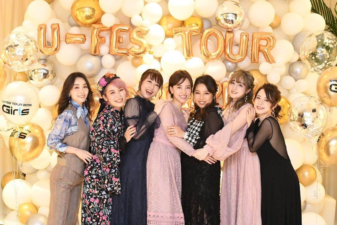 佐々木あさひのインスタグラム：「U-fes Girls in 仙台！お越しくださった皆さんありがとうございました😊✨✨ キラキラとした笑顔で笑いかけてくれたり、リアクションして下さって本当に嬉しかったし楽しい時間でした🥺❤️ ユーフェスツアーも仙台がファイナルでして、こうやって大好きな仲間達と東京大阪仙台を周ることが出来て幸せでした✨ みんな個人チャンネルを長年運営しているだけあって、楽屋でも個性がひしめき合っててずっと楽しいんだけど、思いやりをもって接し合える心地よさもあってパワーと優しさを沢山もらうからいつも感謝なのです😚🙏🏻 . 今後も楽しいことがみんなで出来たらなと考えてます、その時は是非会いにきてね🧚🏻‍♀️ #ufes #ありがとう」