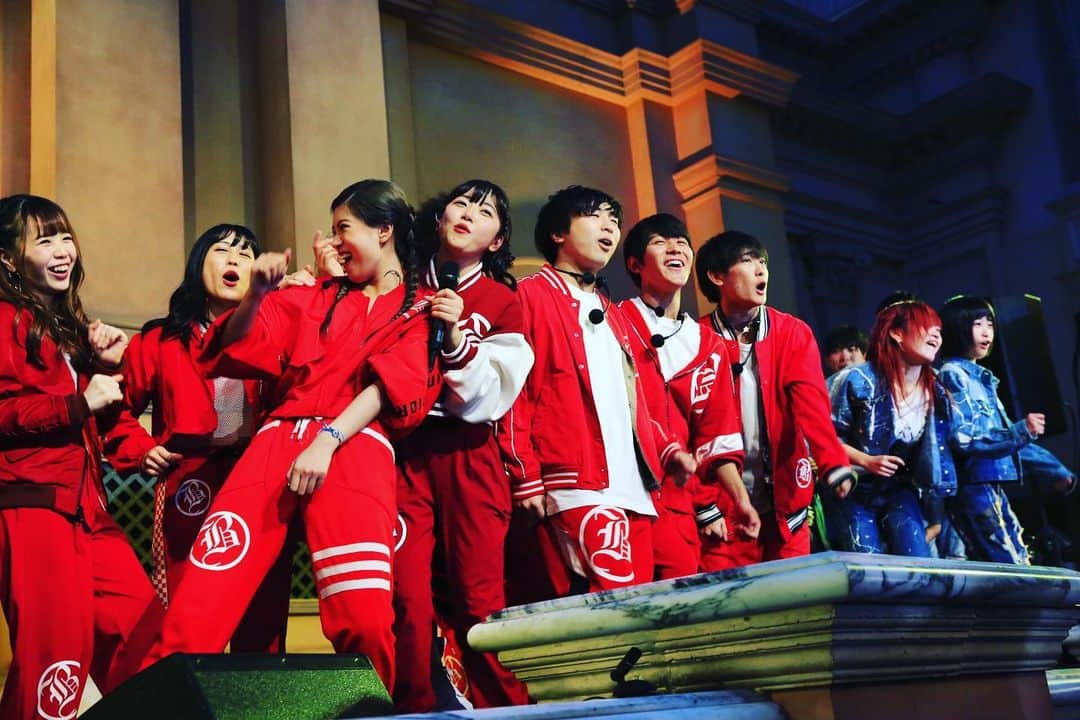 テレビ東京「青春高校３年C組」さんのインスタグラム写真 - (テレビ東京「青春高校３年C組」Instagram)「#君のことをまだ何にも知らない  #CDデビュー日 #オフショット #お台場 #venusfort  #教会広場 #青春高校3年c組  #ダンスアンドボーカル部 #ディアフレンズ #宮本ひなの #小倉可愛 #林優菜 #宇都木彩乃  #出口晴臣 #渡邉聖明  #杉山龍生」2月17日 18時29分 - 3c_tx