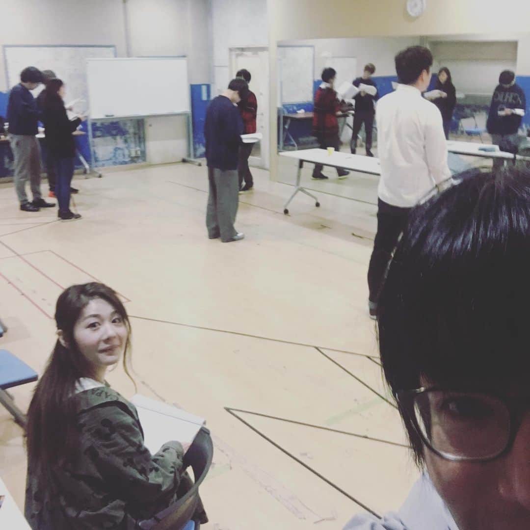 押見泰憲さんのインスタグラム写真 - (押見泰憲Instagram)「お稽古お稽古お稽古 『ジンボウ町の人々公演「恋それぞれ・令」』 3月7日(土) 開演：13時／18時 会場：ヨシモト∞ドーム ステージⅠ 脚本＊冨田雄大 演出＊成島秀和(こゆび侍) 出演：犬の心押見/ランパンプス/綾野アリス/コロウカン川端/久川みみ子/オコチャ 前売自由￥3000」2月17日 19時58分 - oshimi_yasunori