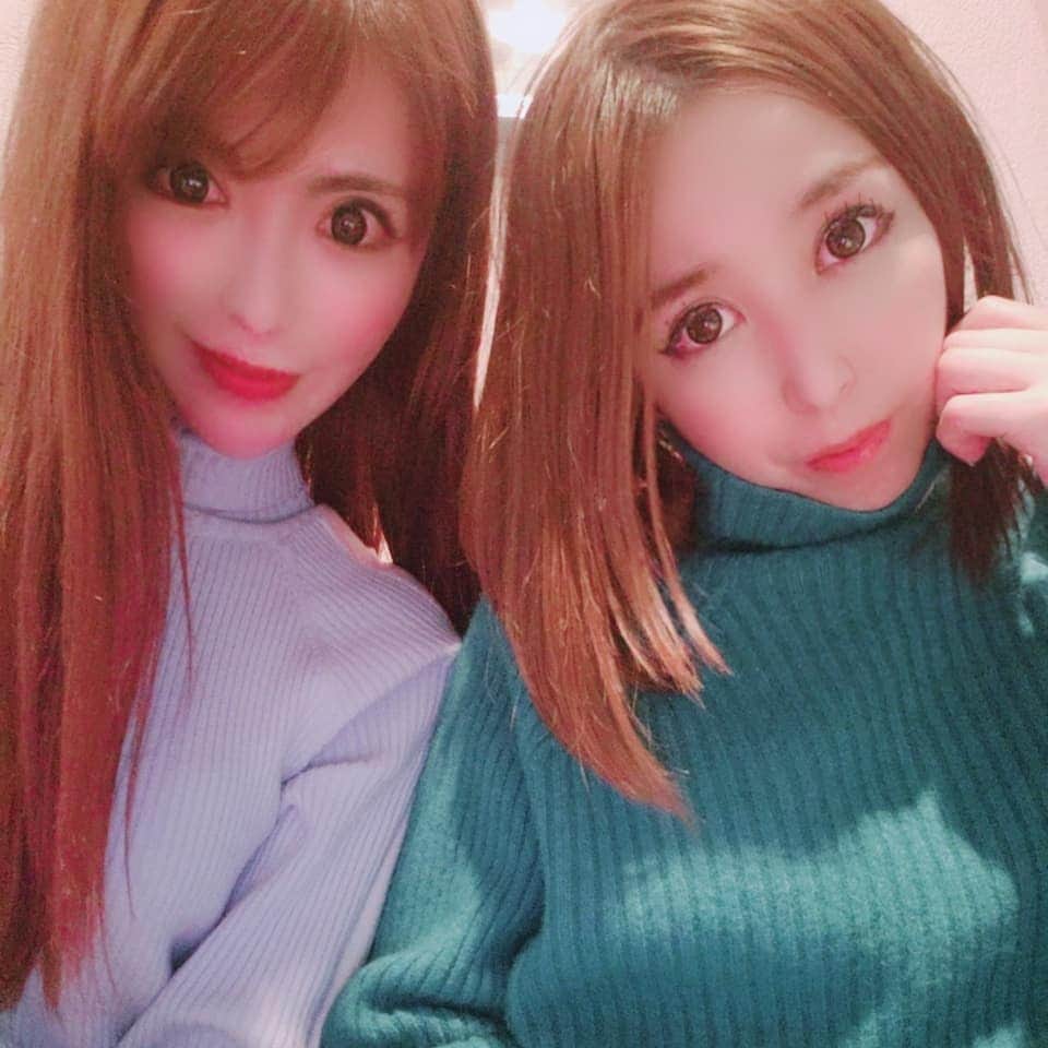 桃瀬えりなのグルメインスタ