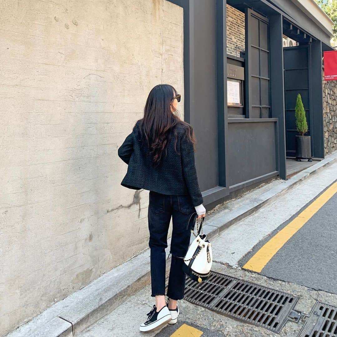 MeJiwooさんのインスタグラム写真 - (MeJiwooInstagram)「🖤」2月17日 20時18分 - mejiwoo103