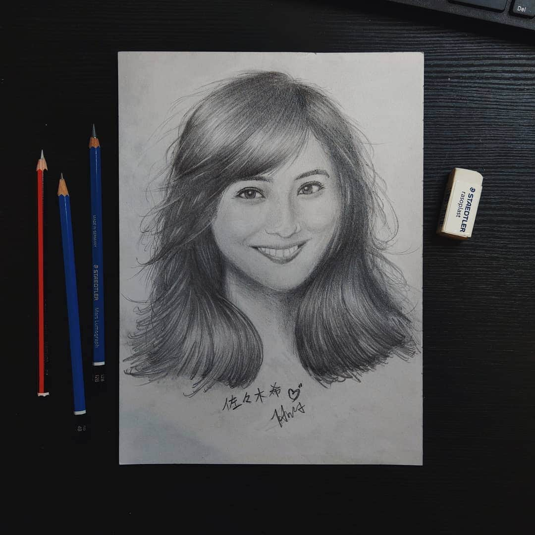 ハン・チャン（張行）さんのインスタグラム写真 - (ハン・チャン（張行）Instagram)「💙✨練習 Female practice. #huntsdrawing . #佐々木希 #nozomisasaki #staedtler #pencil #drawing #sketch #sketch_daily #artistic_share #artwork #creative #art」2月17日 20時38分 - hunt_chang