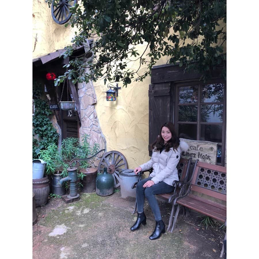 茨木菜緒さんのインスタグラム写真 - (茨木菜緒Instagram)「. 東大阪市を散策🌿 面白いとこ良いとこいっぱい🥰 @byjott のダウン初おろし♡♡ 可愛くて暖かい🥺🤍💕 . #jott #ダウン #coat #outer #fashion #大阪 #東大阪 #高井田 #映え #spot #shootingday」2月17日 21時00分 - kudonao2218