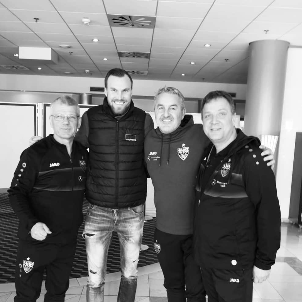 ケヴィン・グロスクロイツのインスタグラム：「Freunde besucht 👊🏻💪🏻 Viel Erfolg heute Abend @vfb #ischso」
