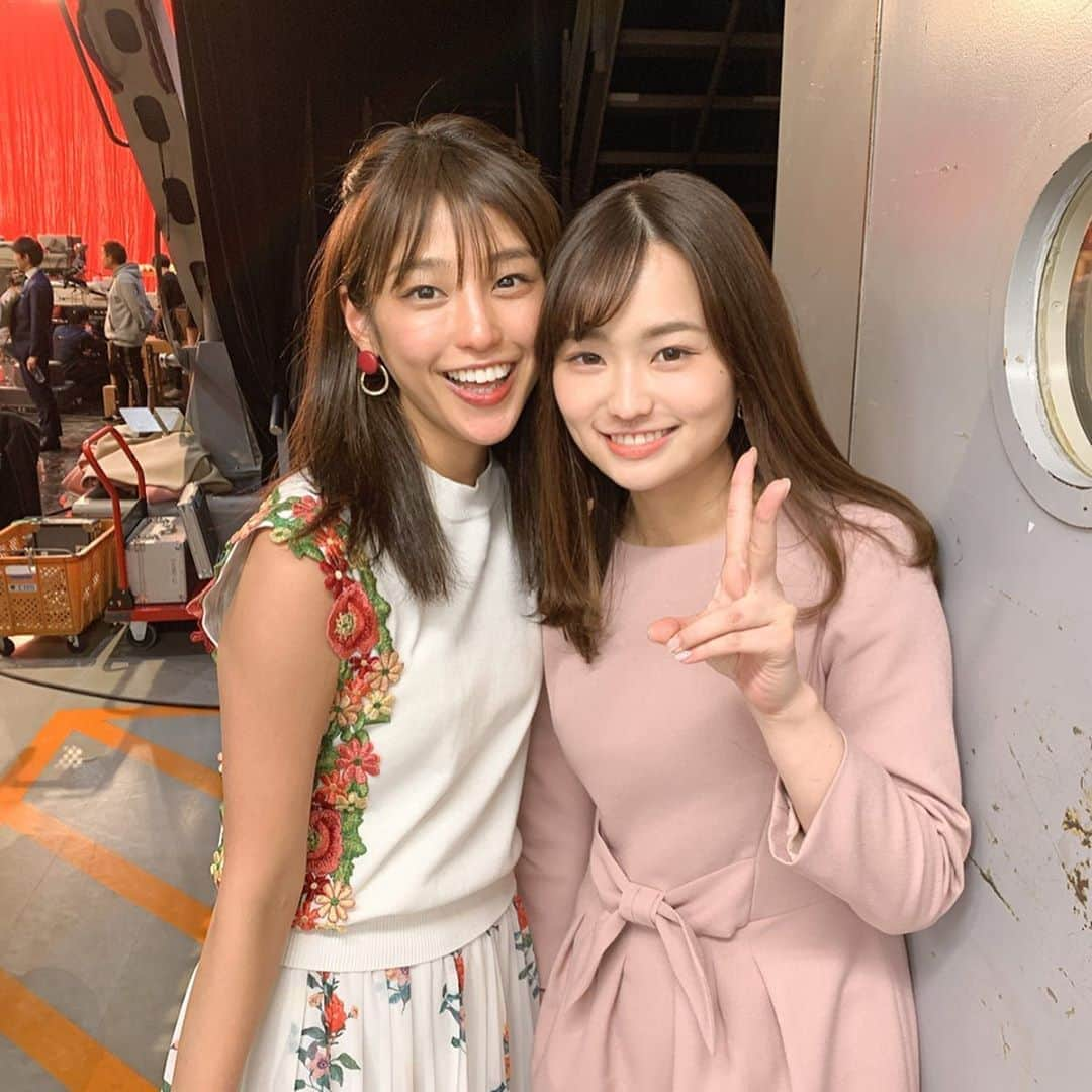 岡副麻希さんのインスタグラム写真 - (岡副麻希Instagram)「🍓﻿ 先日りなちゃんと久しぶりに共演できました❣️﻿ #東大王 ﻿ 数年前お天気担当をバトンタッチしたのが﻿ りなちゃんでした😇👒﻿ #めざましどようび﻿ ﻿ 当時から謙虚で、包容力の塊でしたが﻿ 今も変わらず最強りなちゃんに﻿ いい意味で#ほわわ となりました☺️💓﻿ #先輩みたいな後輩ちゃん﻿ #篠原梨菜#TBSアナウンサー﻿」2月17日 21時25分 - maki_okazoe_official