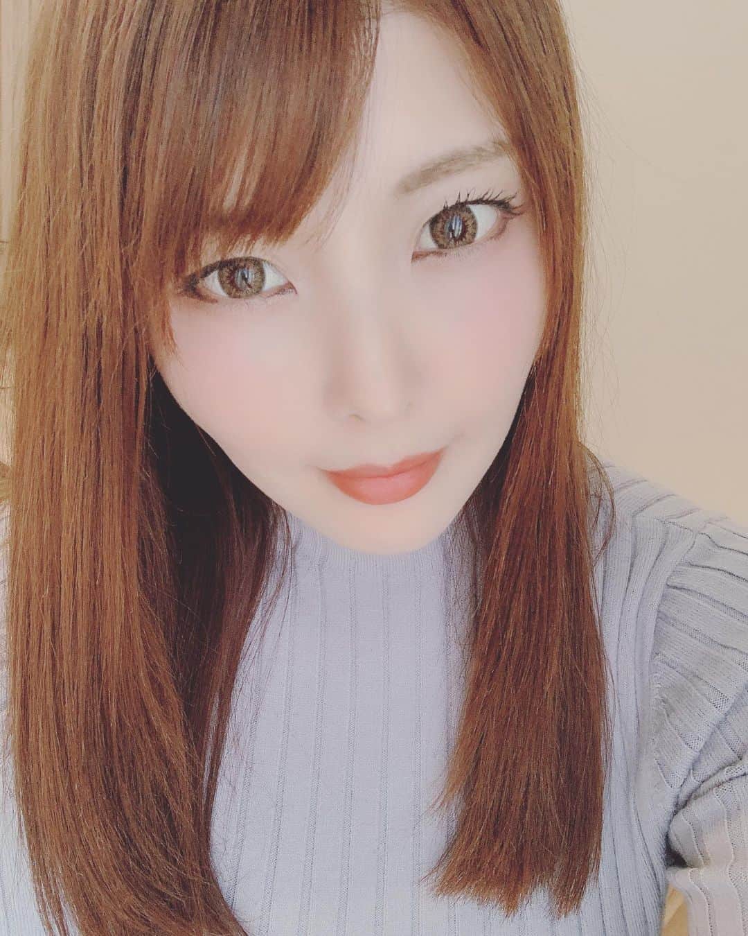 新村あかりのインスタグラム：「good morning‼︎☀️ #新村あかり」