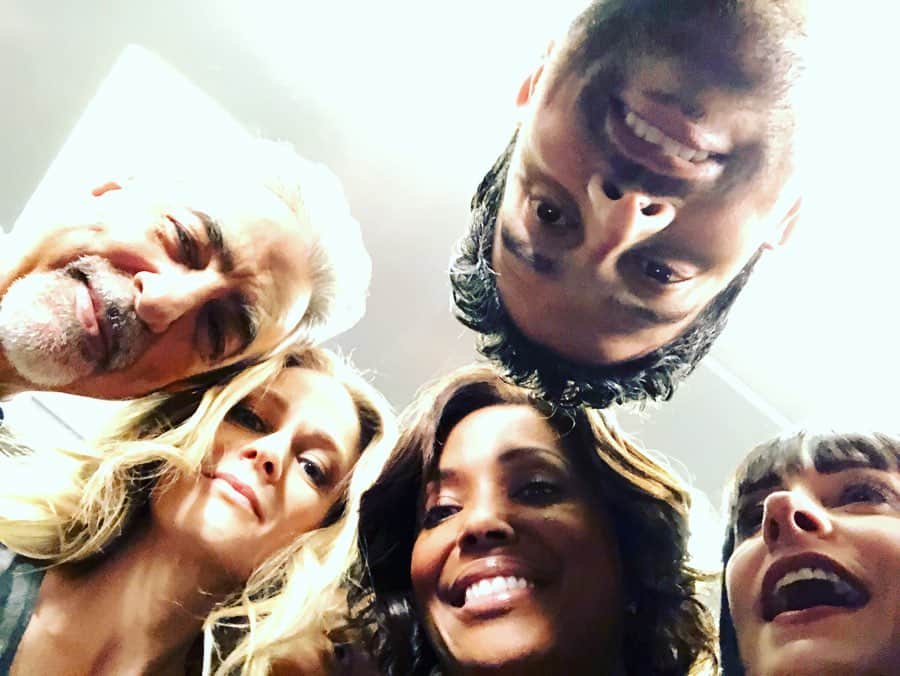 A・J・クックさんのインスタグラム写真 - (A・J・クックInstagram)「As we inch closer to the final episode, I thought I’d share a few of my favorite #bts moments from the set of #criminalminds 💕 #theend #thankyou #family」2月18日 8時47分 - ajcook