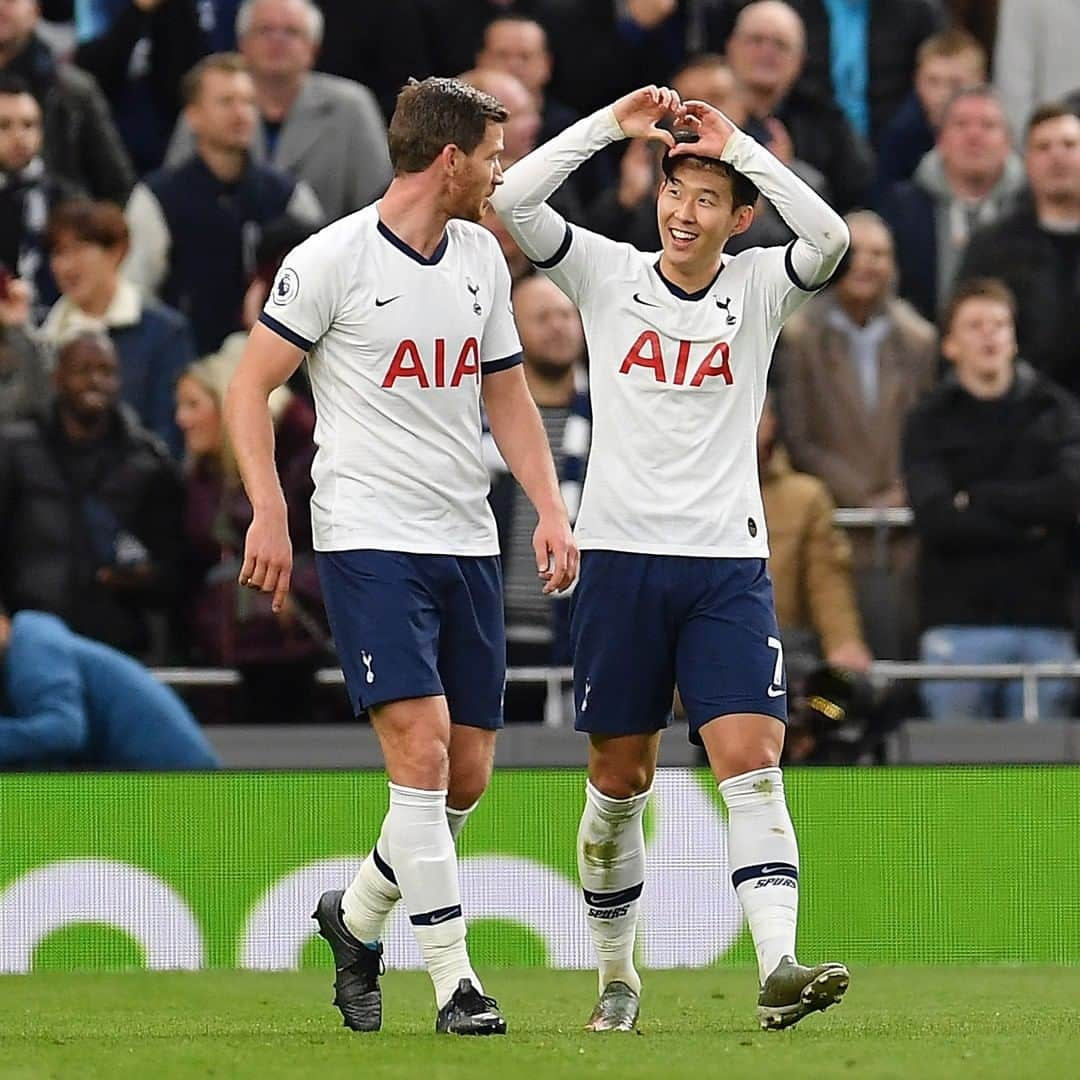 トッテナム・ホットスパーFCさんのインスタグラム写真 - (トッテナム・ホットスパーFCInstagram)「🇰🇷 5⃣0⃣ PL goals for Sonny! Which is your favourite? #COYS #THFC」2月18日 0時10分 - spursofficial