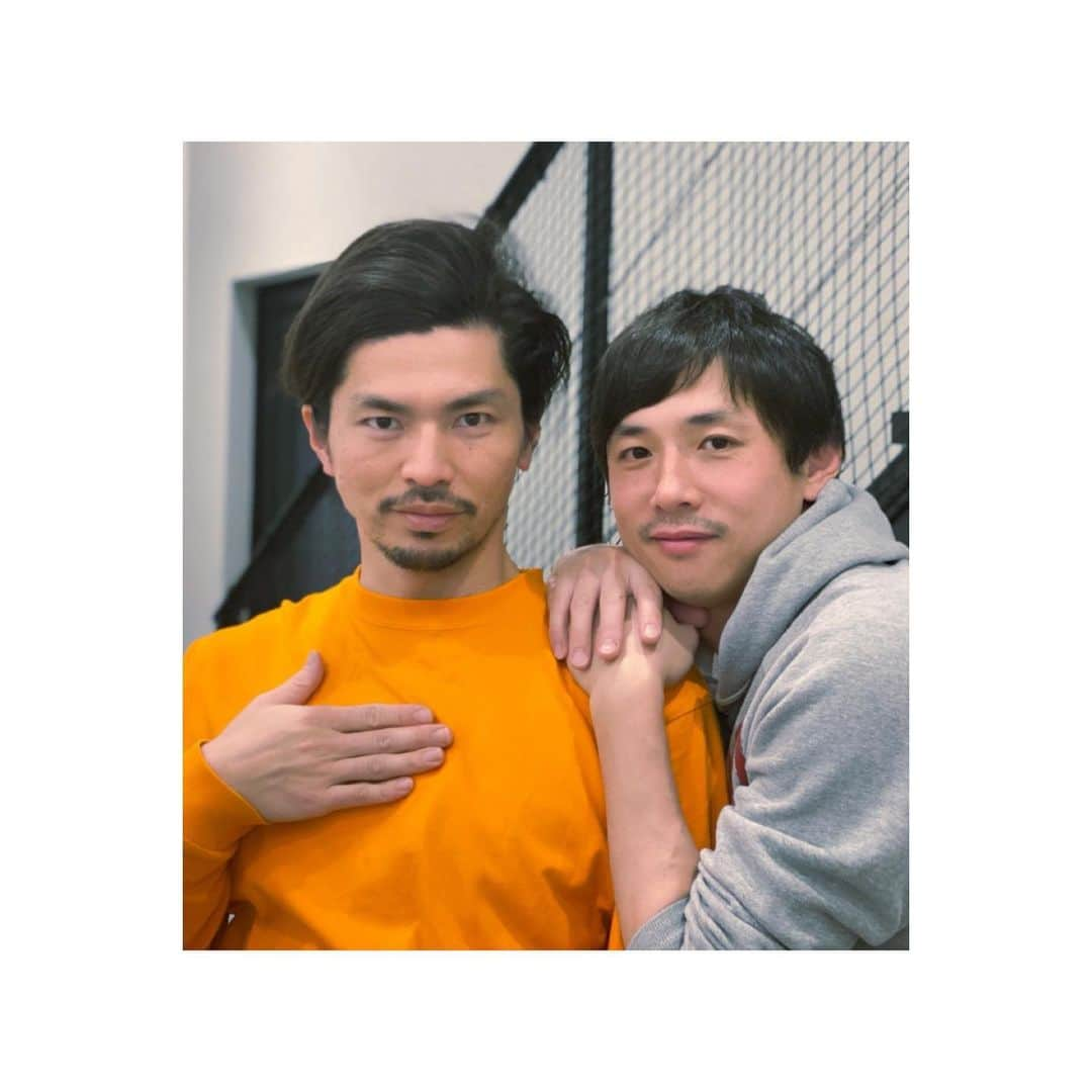 U-YEAH さんのインスタグラム写真 - (U-YEAH Instagram)「俳優の高杉一穂さん、LIVE DA PUMP初参戦。ありがとうございました。 家族ぐるみで公私共にお世話になっている兄貴的存在。で、何故か昨日帰ったら家に居た笑。」2月18日 1時58分 - u_yeah1983