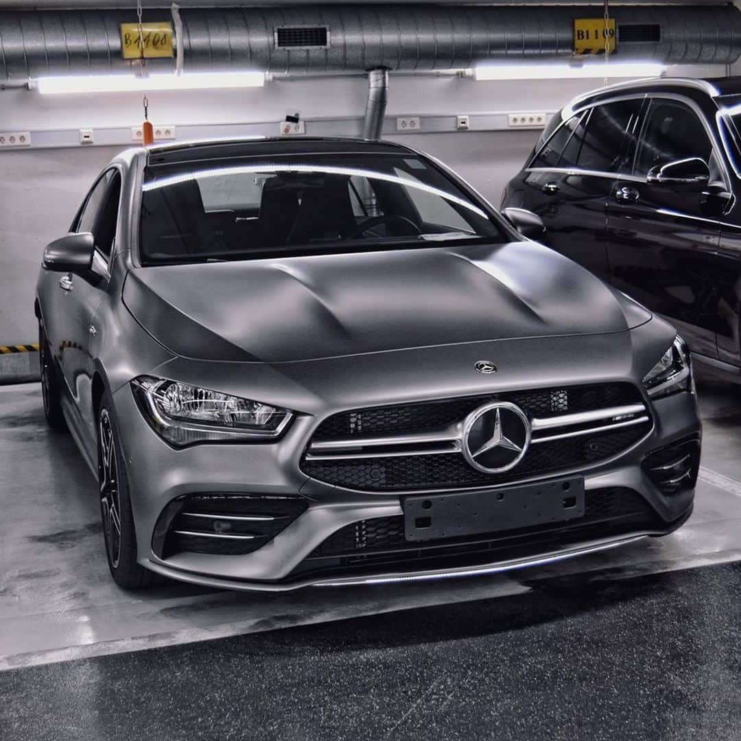 Mercedes AMGさんのインスタグラム写真 - (Mercedes AMGInstagram)「[Kraftstoffverbrauch kombiniert: 7,3–7,2 l/100 km | CO₂-Emissionen kombiniert: 167–164 g/km | amg4.me/efficiency-statement]  Stand out from the competition with the Mercedes-AMG CLA 35 4MATIC Coupé's athletic proportions and sporty handling. 📷 @MBKundencenter  #MercedesAMG #AMG #DrivingPerformance #CLA #Compact」2月18日 2時00分 - mercedesamg