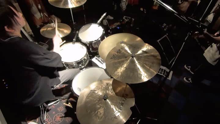 吉澤響のインスタグラム：「20191227 名古屋UPSET 『Ride on songs』/ セカイイチ  #セカイイチ #live #drums #drummer」