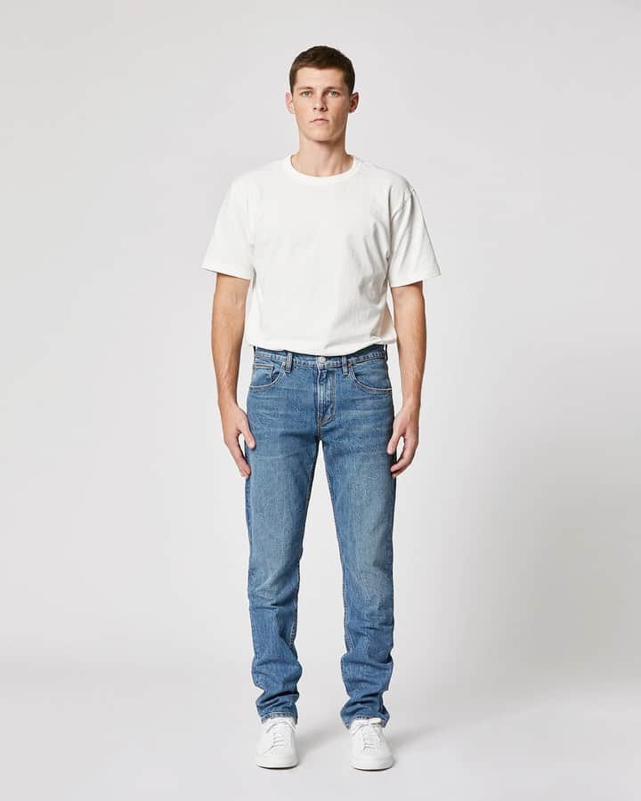 ハドソンのインスタグラム：「The Blake. Slim. Straight. Fit for a jeans-and-tee kind of Spring.」