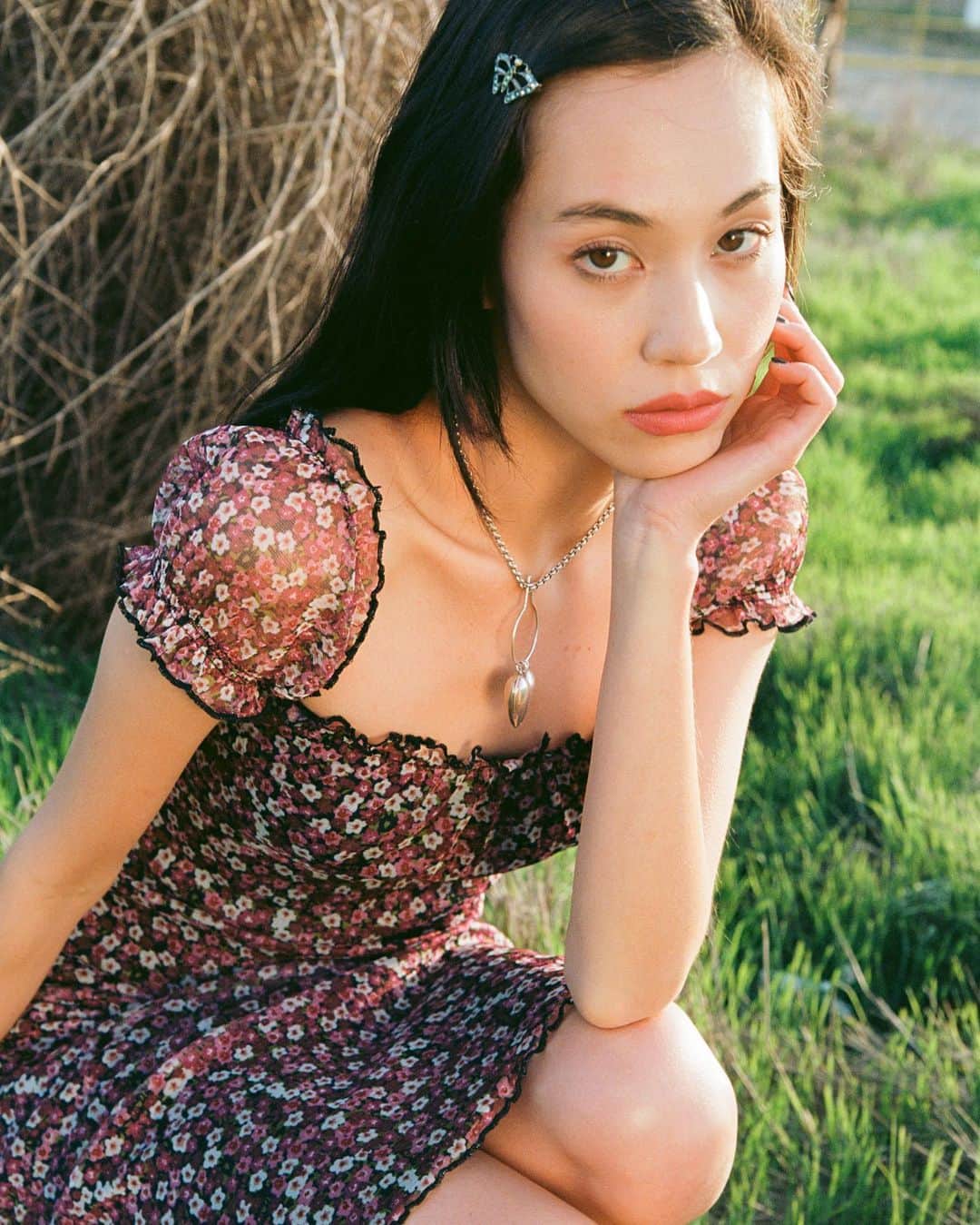 UNIFのインスタグラム：「ℙosy ⅅress on the ♥‿♥ stunning @i_am_kiko shot by @monimogi ♡」