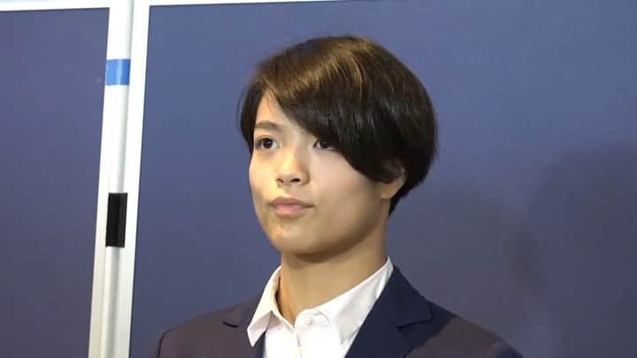 テレビ東京「柔道」のインスタグラム：「・ 今週開幕する #グランドスラムデュッセルドルフ🇩🇪に向け 日本代表選手が出国✈️ ・ 女子52キロ級 #阿部詩 選手(#日体大)🇯🇵 @abe_uta ・ 「自分の柔道を100％できるようにということを考えながらやってきた。  どんな試合でも隙を見せずに勝たないとと思いながら前の負けから練習を積んできたので、今回は必ず勝ちたい。  前回負けた相手(グランドスラム大阪2019決勝でブシャール選手🇫🇷に敗れる)が出場してくるので、当たるなら決勝だと思うので、前回のリベンジをしたい 」  #テレビ東京 #柔道 #JudoDüsseldorf #utaabe #judo #tokyo2020 #germany🇩🇪 #Japan」