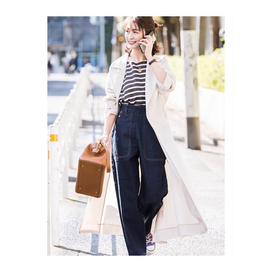 上村若菜のインスタグラム：「. 〝DENIM LOVERS〟  @redcardtokyo や　@upperhights といった大人にぴったりな旬のデニムを取り扱っているHAUNTさんの素敵な企画に参加させていただきました。 @haunt_daikanyama . . 華奢な体型ゆえに色々とデニム選びには苦労するのですが、、10本くらい試着させてもらってこれ！と特別気に入った4本のデニムの着こなしを提案しています。 . デニムというベーシックなアイテムだからこそ、毎年シルエットやダメージなど微妙に変化しているのでぜひ更新するべき✨ 個人的には、ほどよくワークスタイルを取り入れたワイドデニムと、珍しいグレージュのフレアデニムが特にお気に入り。 新型のストレートのLibertyもブラックを持っているのですが、本当にきれいなシルエットでおすすめです。 ここ最近はスキニーよりストレートやフレアなどが気分です✨ . それからこの企画で私の後に登場するお2人がとても素敵な方々なので、おふたりの着こなしが楽しみです😘 ストーリーにもリンクを貼ったのでぜひご覧ください。 合わせのアイテムもお洋服は全てHAUNTさんでお取り扱いがあります🙆‍♀️ . #wakameswork #redcardtokyo #redcarddenim #upperhights #haunt」