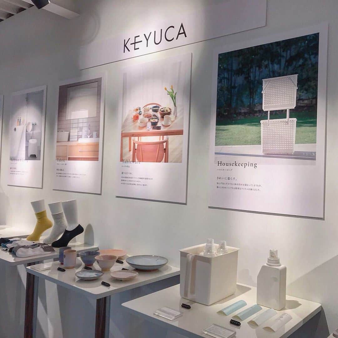 笹口直子さんのインスタグラム写真 - (笹口直子Instagram)「KEYUCA 20th anniversary！！ ・ ・ 2020年2月よりKEYUCA @keyuca_design からアパレルライン  @keyuca_apparel がスタート。 キッチン雑貨など我が家でも愛用しているブランドなので、楽しみにしてました(*^^*) 暮らしをデザインするKEYUCAのいい意味で力の抜けたオリジナルアパレルライン。  お家着とお出かけ着をわざわざ分けなくても、どちらにも対応してくれる着心地のいいものばかり。 ・ ・ お家でお洗濯ができる素材だったり、体型を綺麗にカバーしてくれるのでどんなシーンでも使えそうです。 ・ ・ ご招待頂きありがとうございました♡ ・ ・ #KEYUCA #ケユカ #ケユカアパレル #PR #レディース #ファッション #アパレル #ワンピース #レギンス#春物 #ワンピ #ものづくり #KEYUCAApparel #ナチュラル #ちょうど良い #暮らしをデザインする #ケユカのアパレル #展示会 #展示会レポ #2020SS #雑貨 #ロングセラー」2月18日 17時48分 - na.o.ko.16