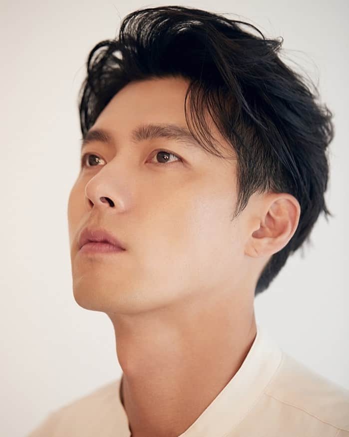 ヒョンビンのインスタグラム：「A closer look 💛 —— #hyunbin #현빈 #ヒョンビン #玄彬」