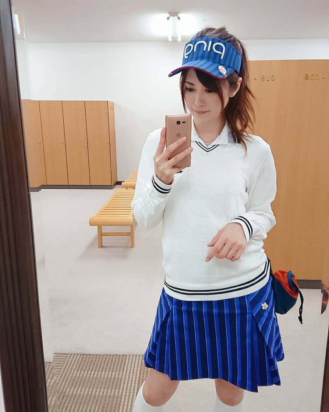 一ノ瀬奈々さんのインスタグラム写真 - (一ノ瀬奈々Instagram)「． ． ． ゴルフ日和(*´∀｀) ． ( @pinggolf_japan ) ( @admiral_official1914 ) ( @lecoqgolf_jp ) ． ． #ゴルフスクール #ゴルフ #ゴルフレッスン #ゴルフ女子 #ゴルフコーデ #ゴルフファッション #ゴルフレッスン場 #ゴルフ好き #ゴルフ好きな人と繋がりたい #golf⛳️ #ゴルフ初心者 #フリーモデル #企業モデル #広告モデル #撮影モデル #一ノ瀬奈々 #モデル #女子力 #モデル体型 #pr #広告 #雑誌 #photo」2月18日 10時34分 - 2008sn2010