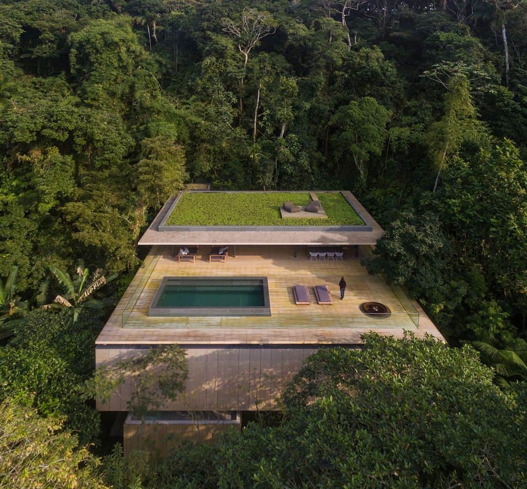 viceのインスタグラム：「house in a forest / studio MK27」