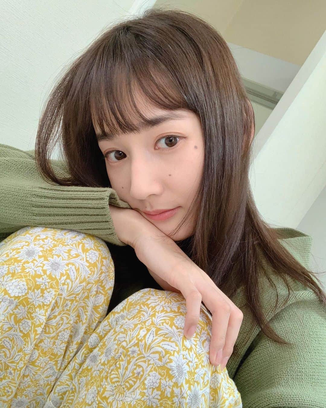 高嶋香帆のインスタグラム：「髪色が程よく明るくなってきました☺️💓 . 皆さま本日も素敵な１日を🙋‍♀️💓」