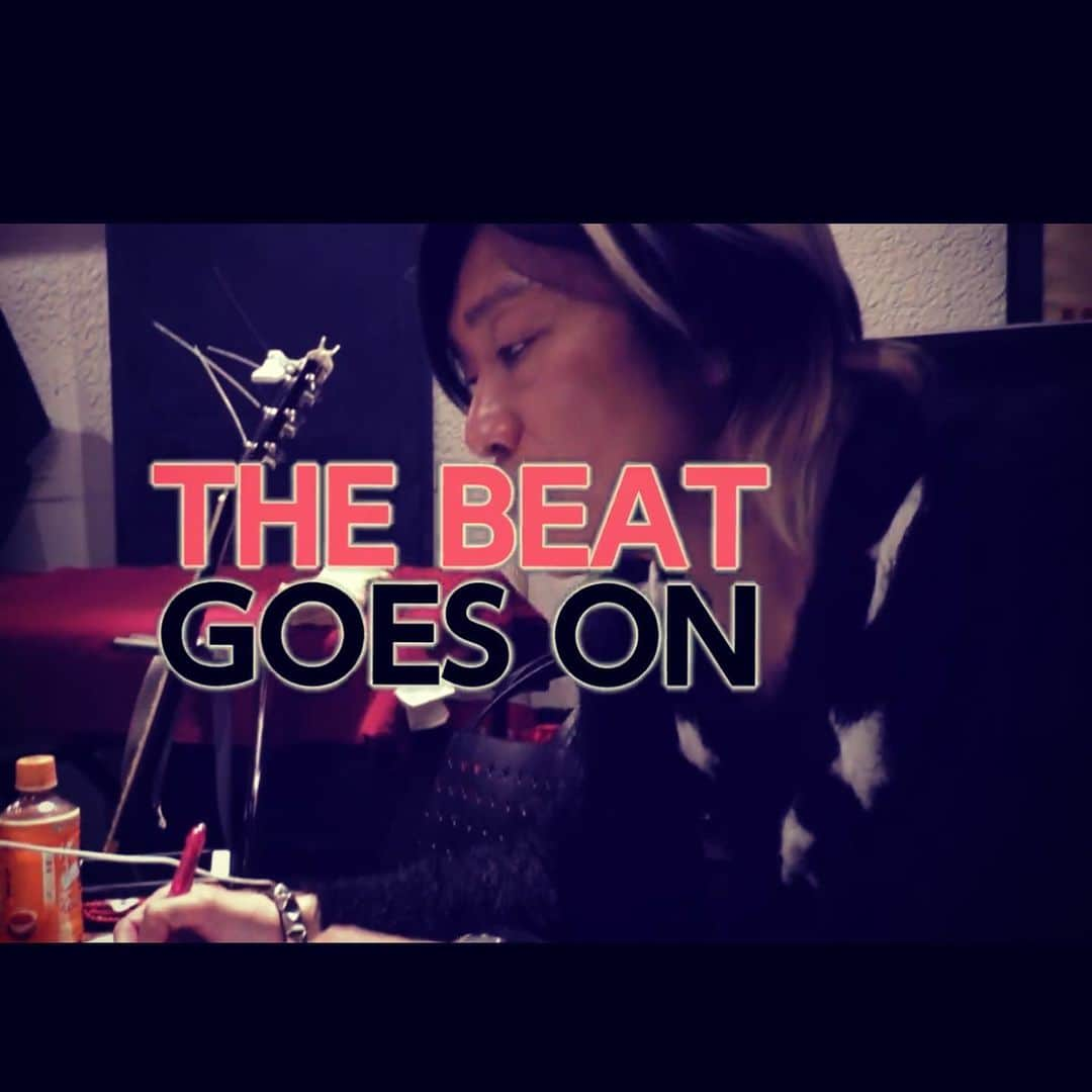 森純太さんのインスタグラム写真 - (森純太Instagram)「Mori Junta “The Beat Goes On” interview  YouTubeにアップしてます。  森純太で検索して下さい。  宜しくお願い致します。  ーーーーーーーーーーーーーー  #森純太  #TBGO #YouTube #interview #gethappy #lespaulcustom  #lespaul #レスポールカスタム  #レスポール #new #ニューアルバム #ミニアルバム #監督　 #ありがとう #birthday #ツアー #よろしくお願いします」2月18日 12時19分 - juntamori